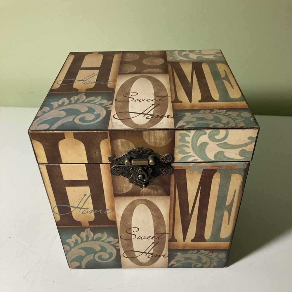 Decorative Home Sweet Home wooden Box - Picture 1 of 5